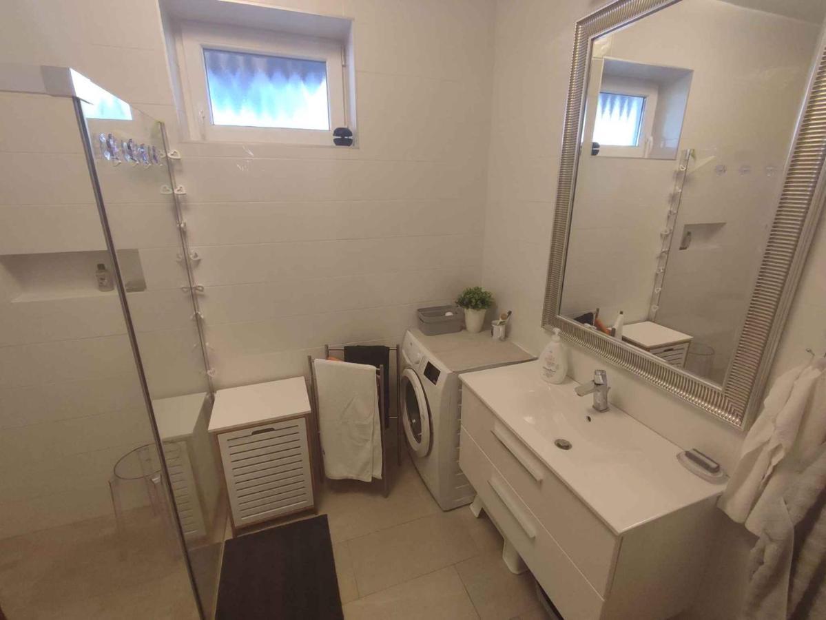 Holiday Home In Balatonboglar 45807 ภายนอก รูปภาพ