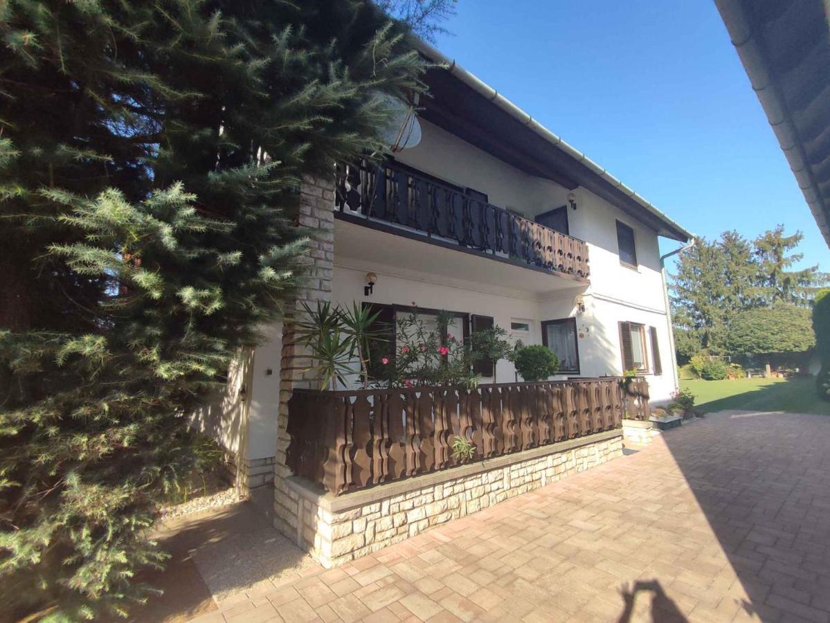 Holiday Home In Balatonboglar 45807 ภายนอก รูปภาพ